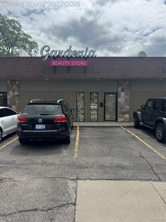 13565 Dix Toledo Road 3, Southgate