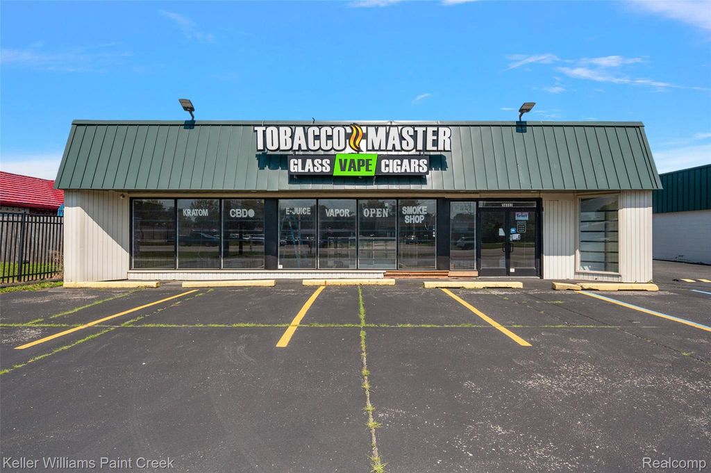 36333 Groesbeck Highway, Clinton charter township