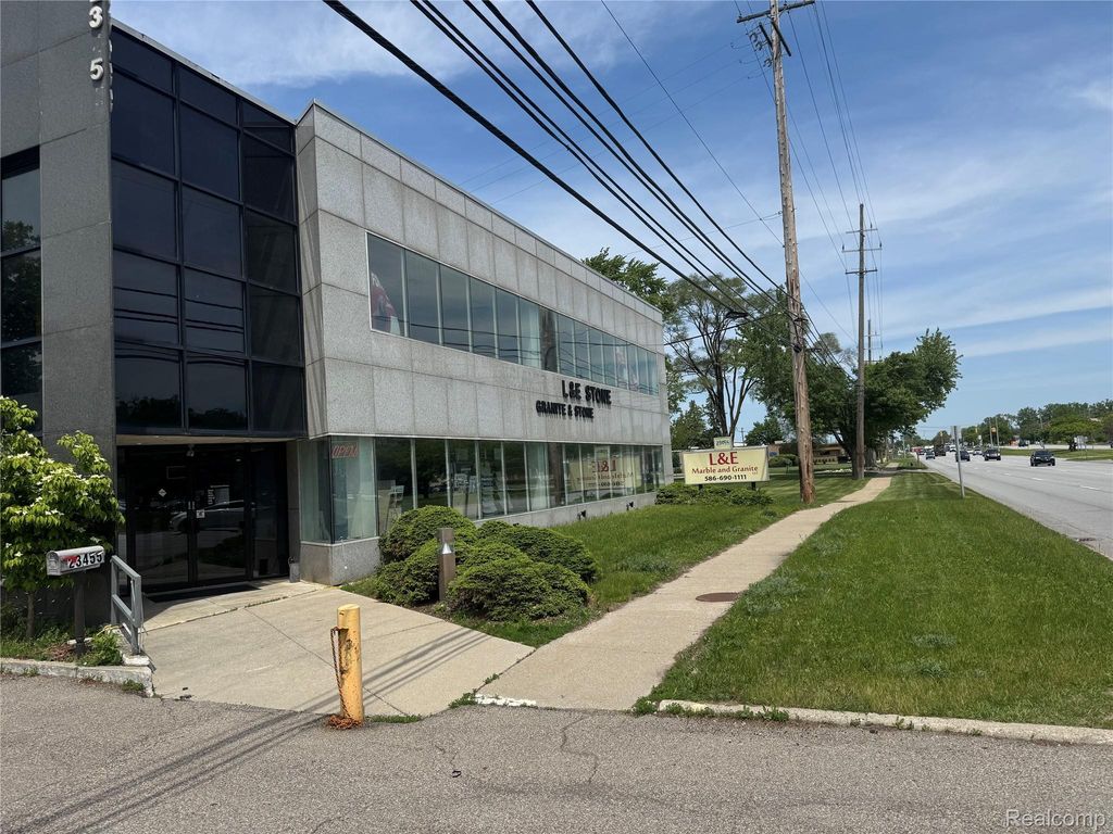 23455 Telegraph Road, Southfield city