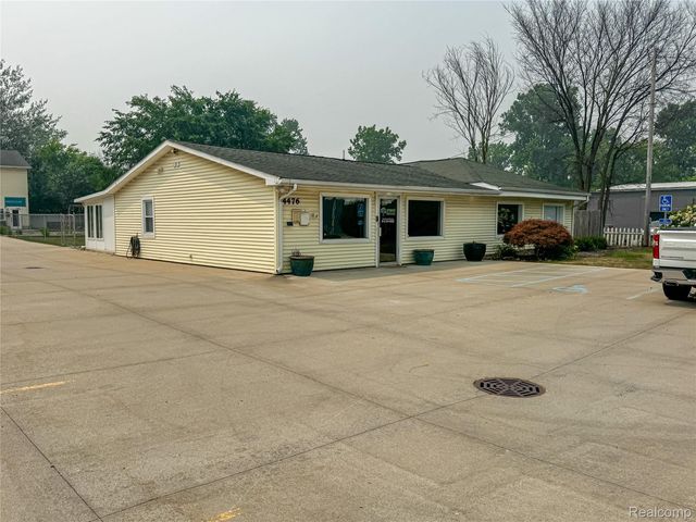 4476 S Dort Highway, Burton