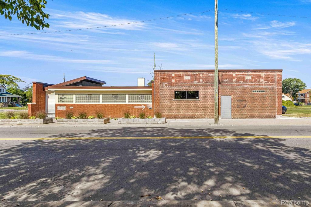 1021 E State Fair, Detroit city