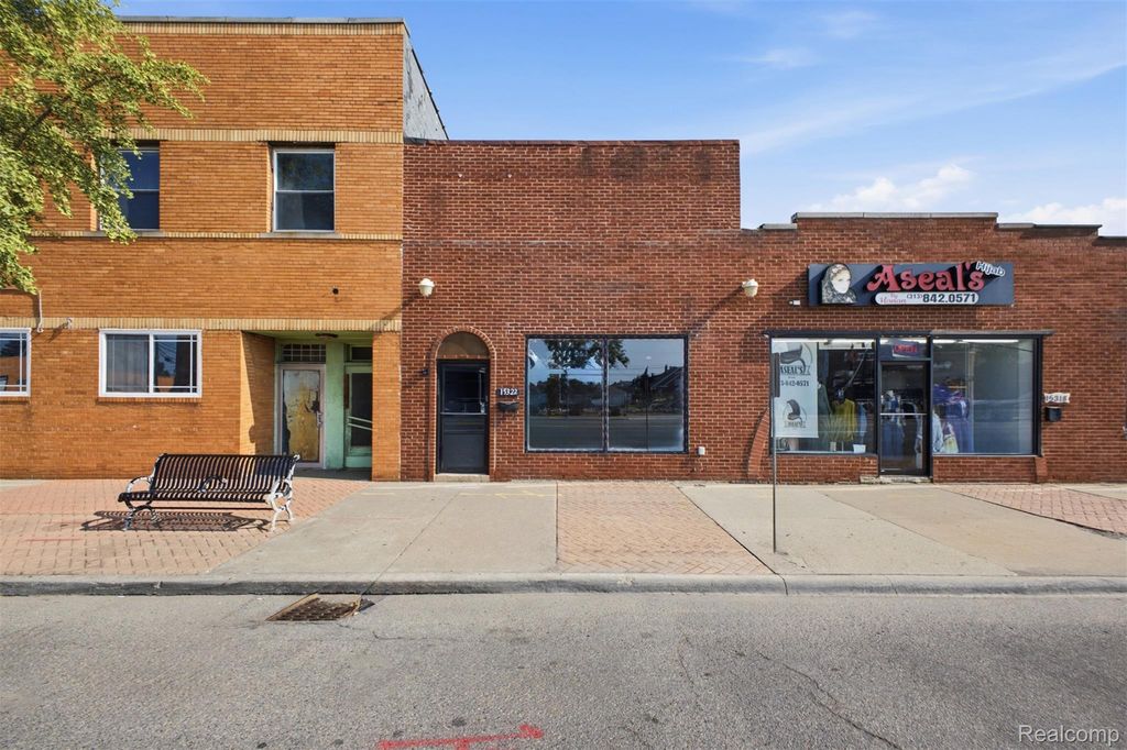 15322 W Warren Avenue, Dearborn city