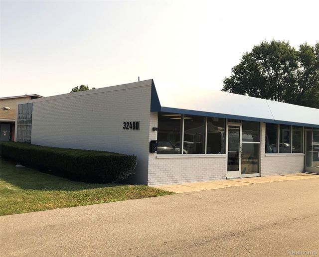 32480 Mound Road Road Unit #3, Warren