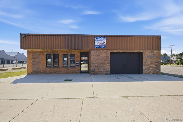 6901 Wyoming Avenue, Dearborn