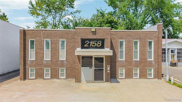 2158 11 Mile Road, Berkley