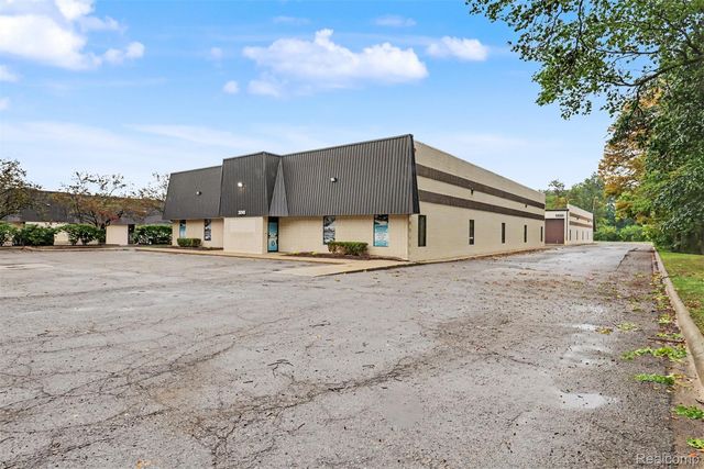 3241 S Gulley Road, Dearborn