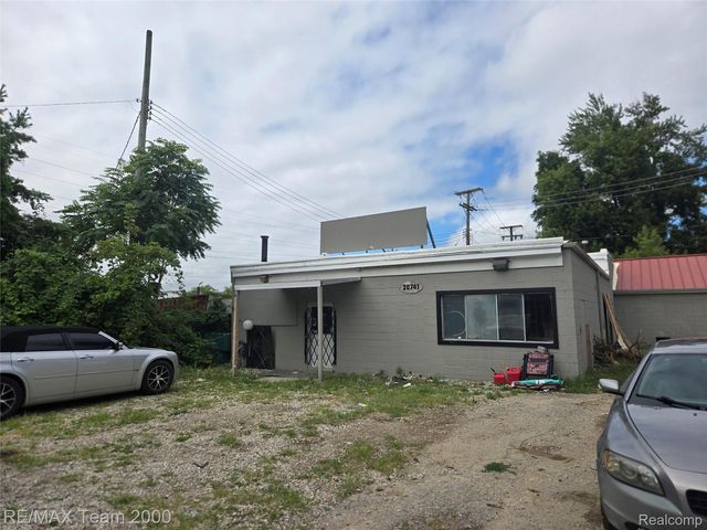 20741 Inkster Road, Farmington Hills