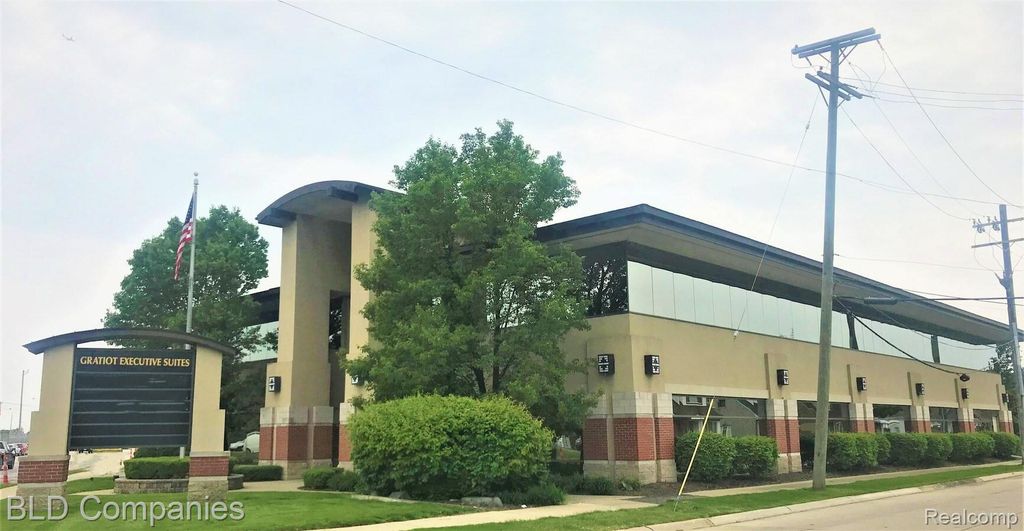 27085 Gratiot Avenue 107, Roseville city