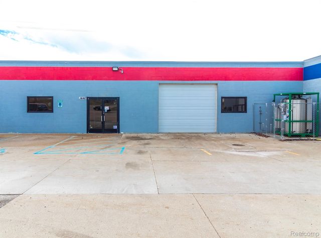 1446 Imlay City Road, Lapeer