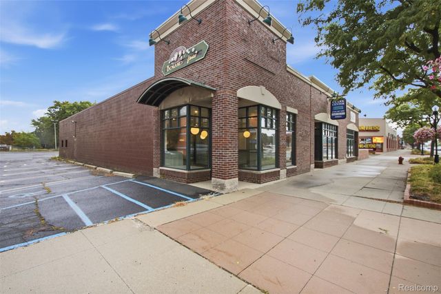29525 Ford Road, Garden City