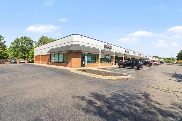 2124 W Auburn Road Unit 2118, Rochester Hills