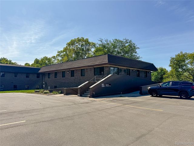 5265 W Pierson Road Suite 5, Flushing