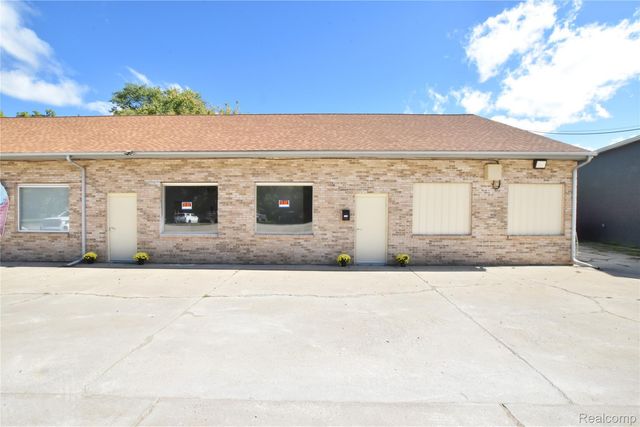 5488 Richfield Road, Flint