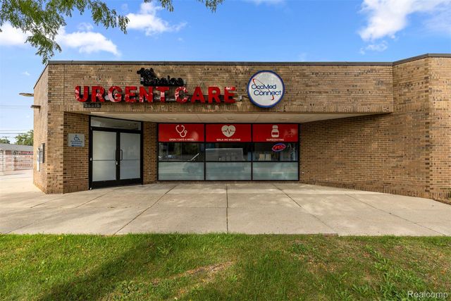 25515 Harper Avenue, St. Clair Shores