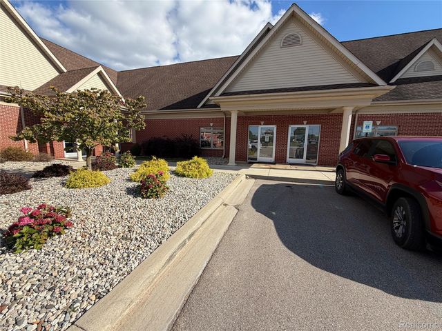 3273 Davison Road Unit 4, Lapeer