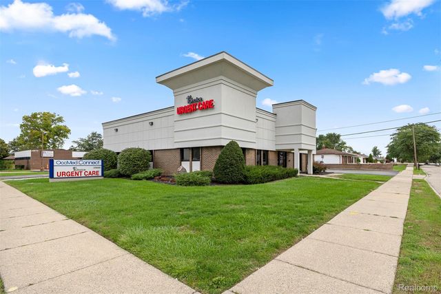 25600 Schoenherr Road, Warren