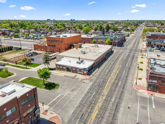 10801 W Warren Avenue, Dearborn