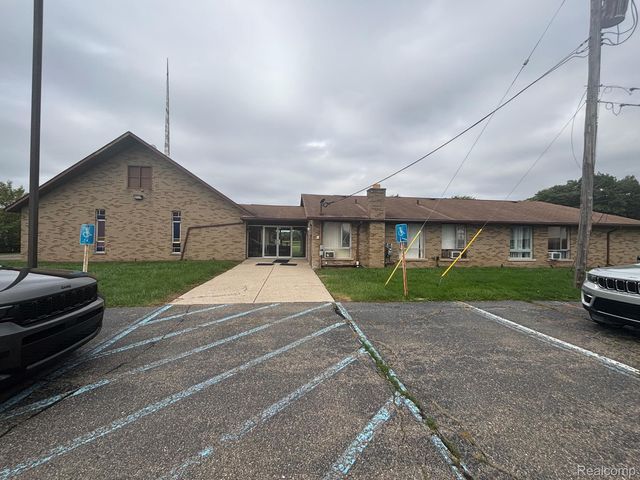 5225 Venoy Road, Wayne
