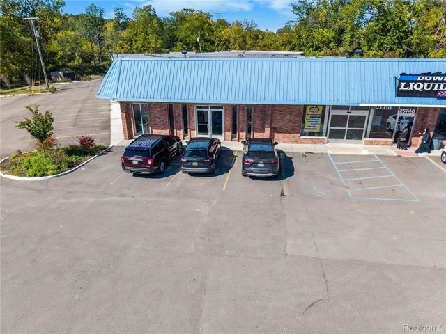 25740 Telegraph Rd, Brownstown