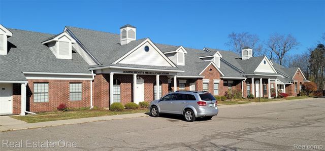 24380 Orchard Lake Rd Ste 104-114, Farmington Hills