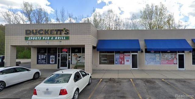 325 W Walton Blvd 325, Pontiac