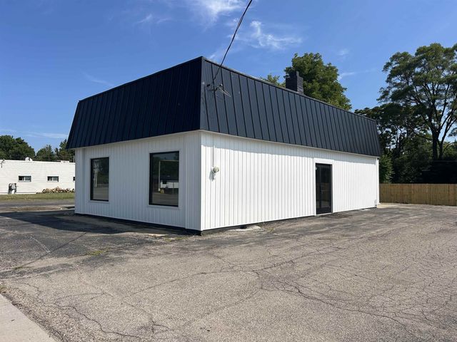 5143 S Saginaw St, Grand Blanc