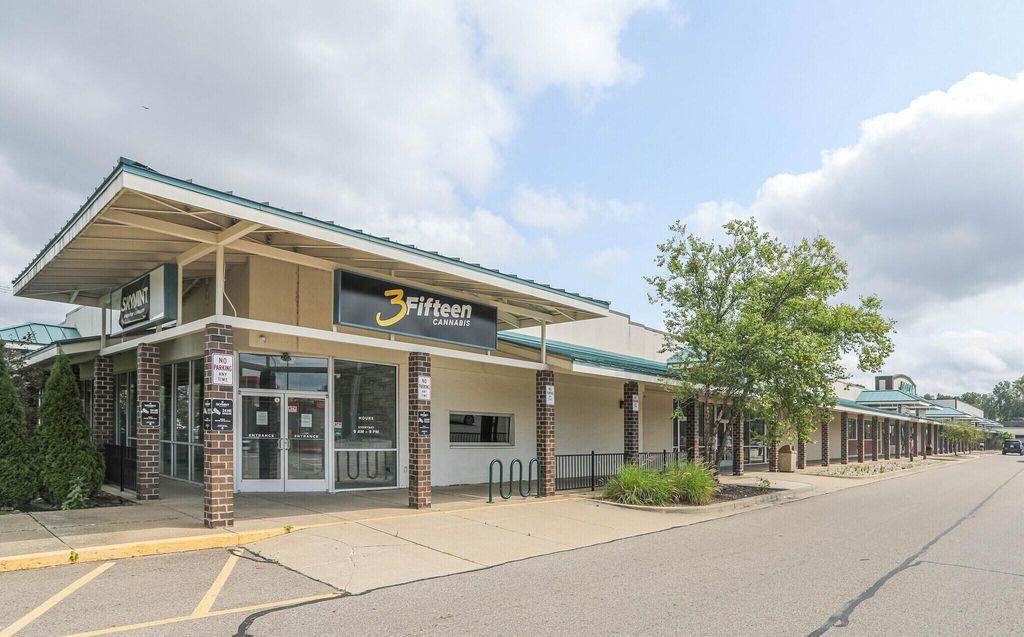 1525 W Michigan Avenue Unit: 15e, Battle Creek city