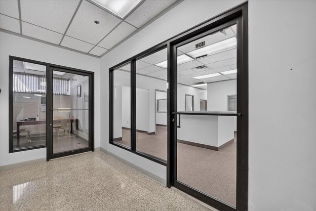 950 W Monroe Street Unit: G200, Jackson