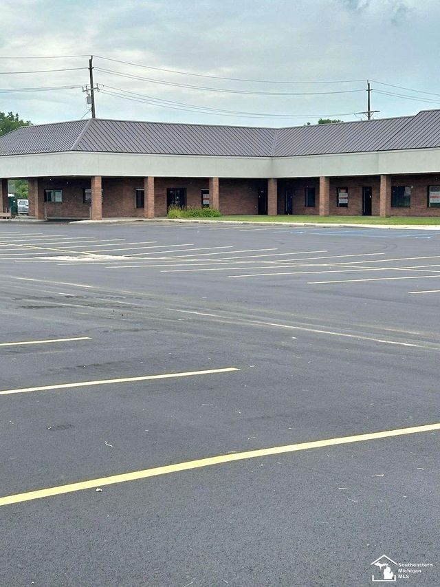 986 S Telegraph Rd, Monroe