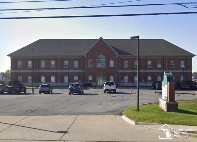 7825 N Dixie Hwy, Newport
