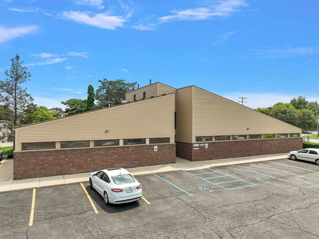 9001 15 Mile Rd, Sterling Heights