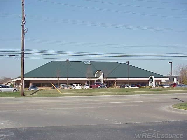39425 Garfield Rd, Clinton Township
