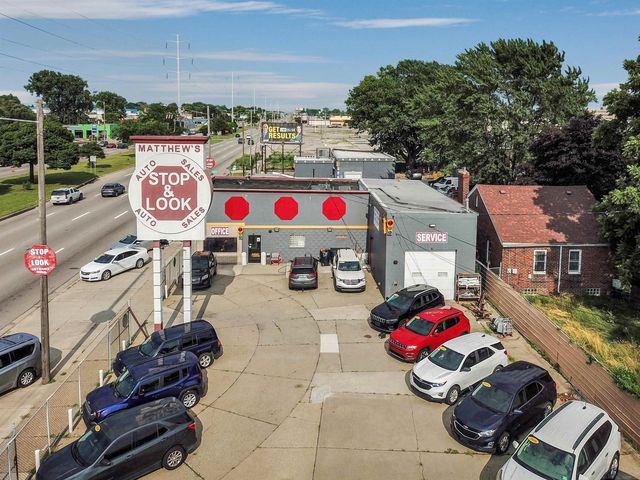 8146 E Eight Mile Rd, Detroit