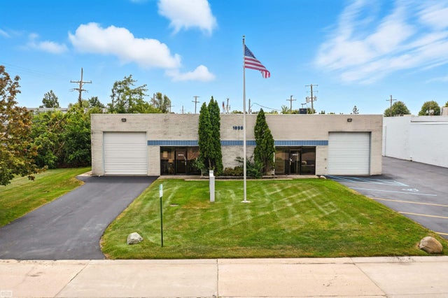 1898 Larchwood Ave, Troy city