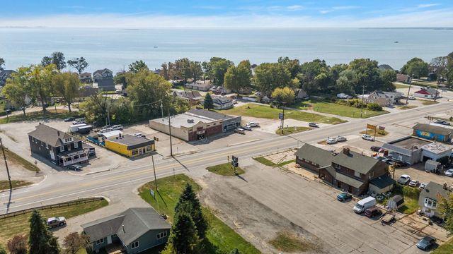 8875 Dixie Hwy, Ira