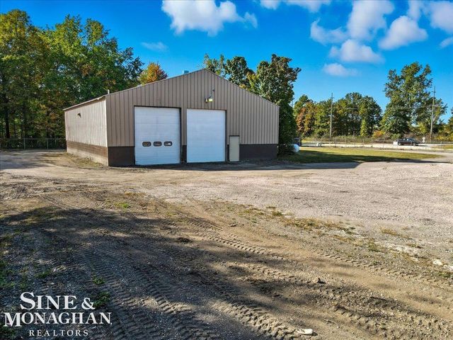 3623 Range Rd, East China