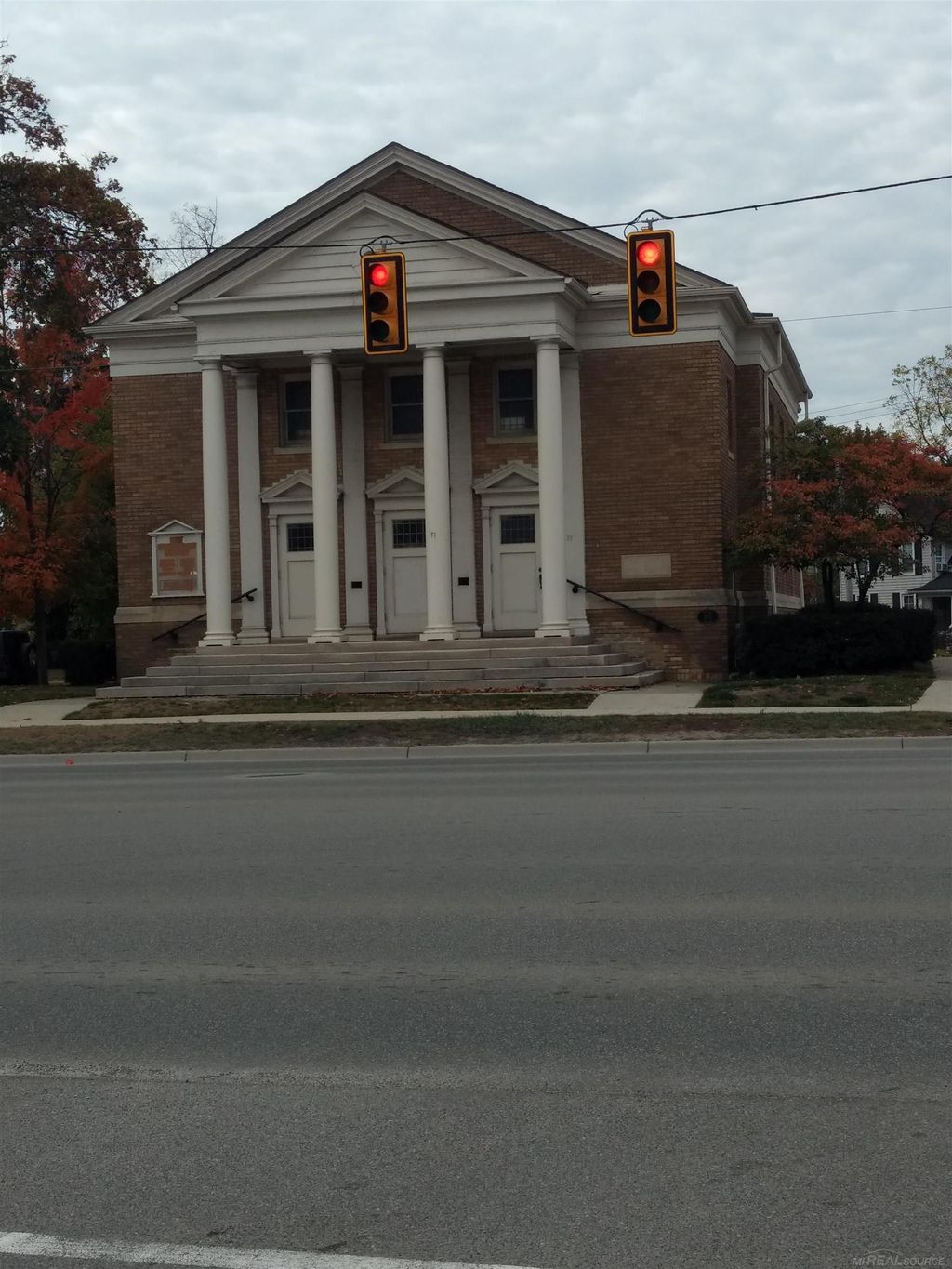71 S Washington Ave, Oxford village