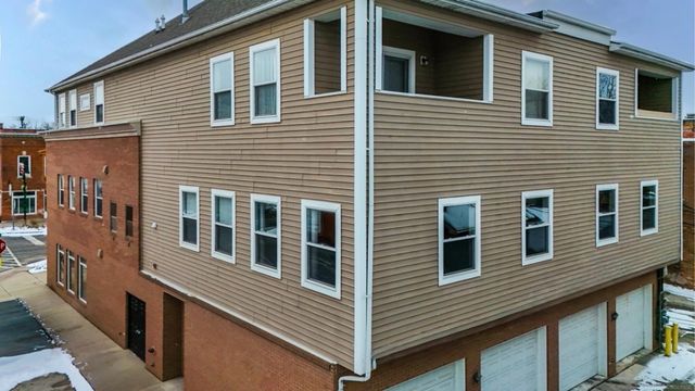 23091 E Main St, Armada