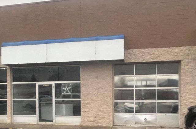 163 Groesbeck Hwy, Macomb