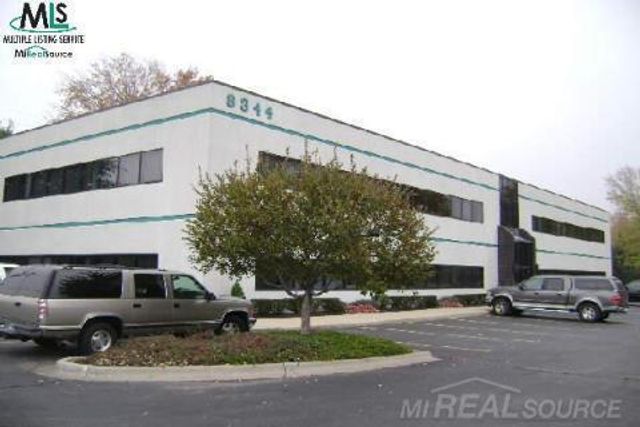 8344 Hall Rd, Utica