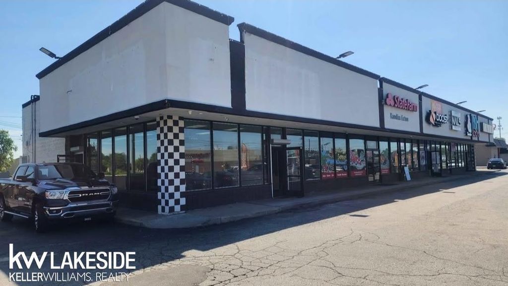 16970 E 13 Mile Rd, Roseville city