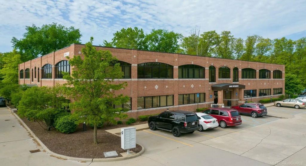 37399 Garfield  Rd, Clinton charter township