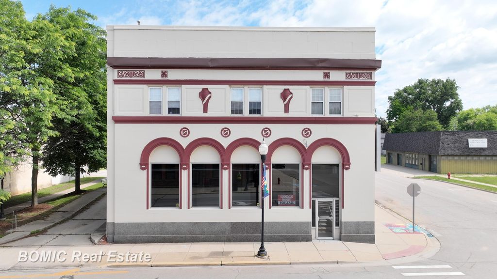 195 E Huron Ave, Vassar city