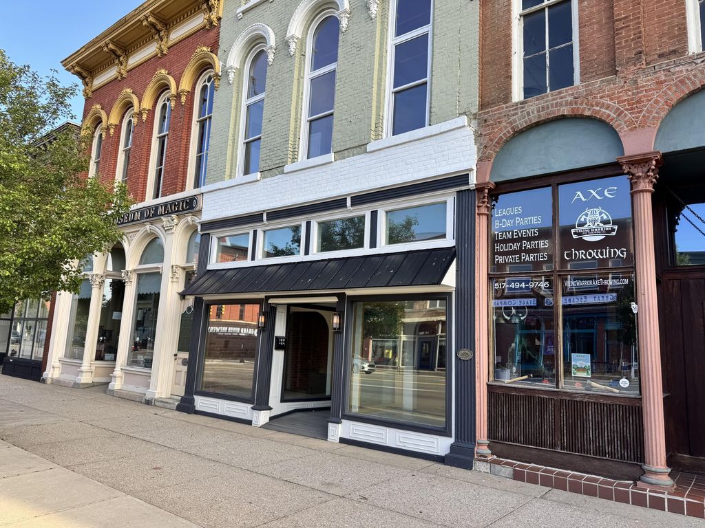 109 E Michigan Avenue, Marshall city