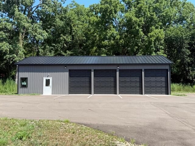 136 Helen Avenue, Otsego