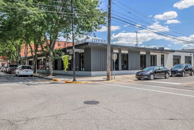 231 Trowbridge Street Unit: Unit 2, Allegan