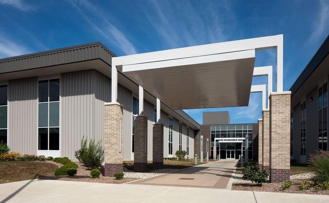 1901 Romence Rd Parkway, Portage