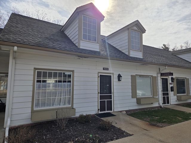 3331-3333 Greenleaf Boulevard, Kalamazoo