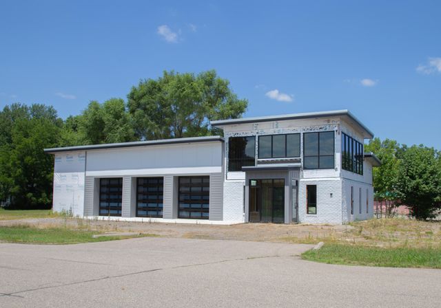 8204 Portage Road, Portage