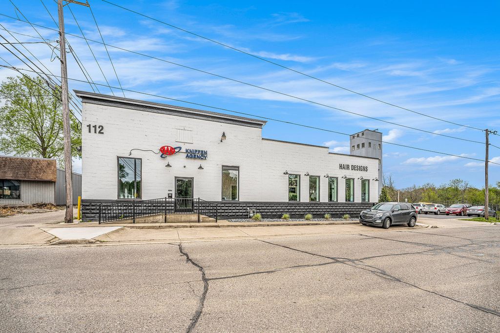 112 W Prutzman Street Unit: Suite A, Three Rivers city
